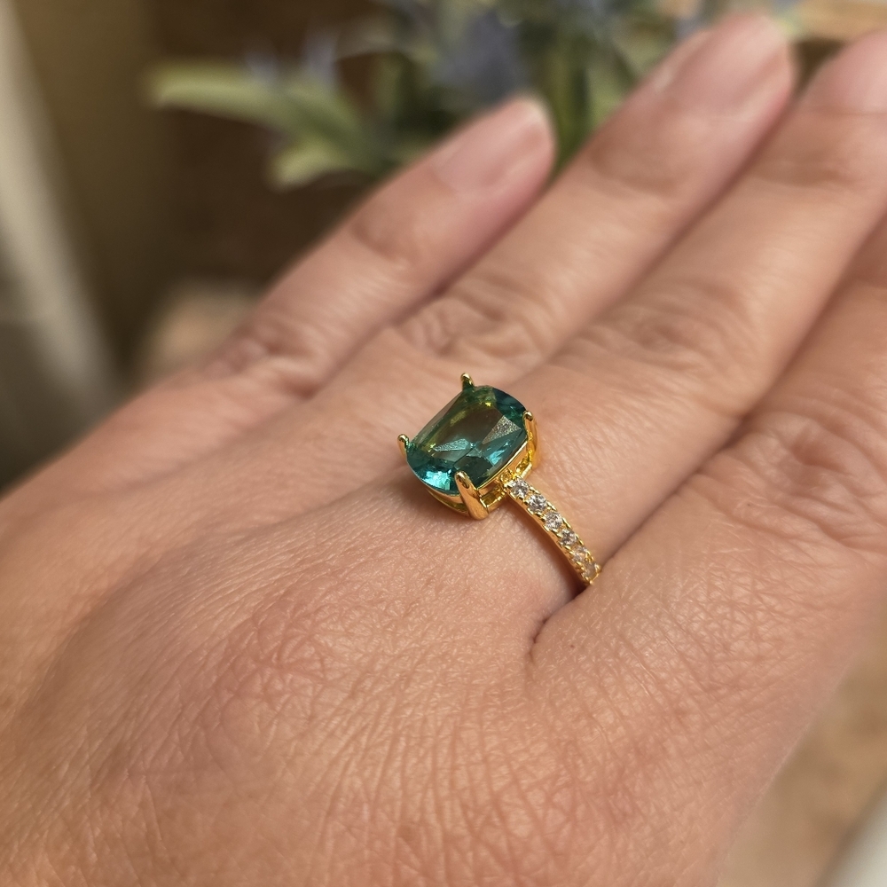 Sea Blue Cubic Zirconia Ring - Picture 3 of 7
